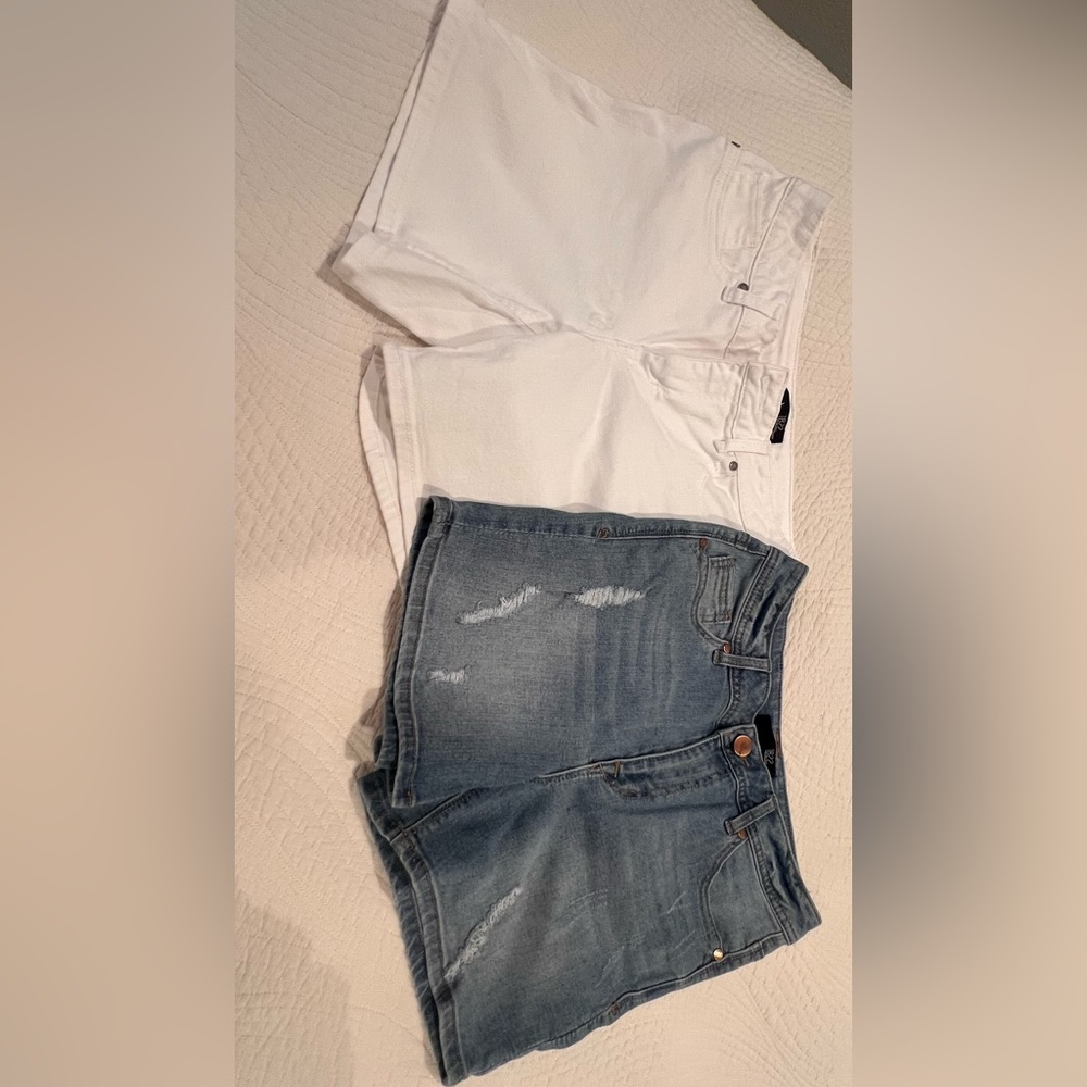 TWO PAIR: 1822 Denim White and Blue Jean Shorts